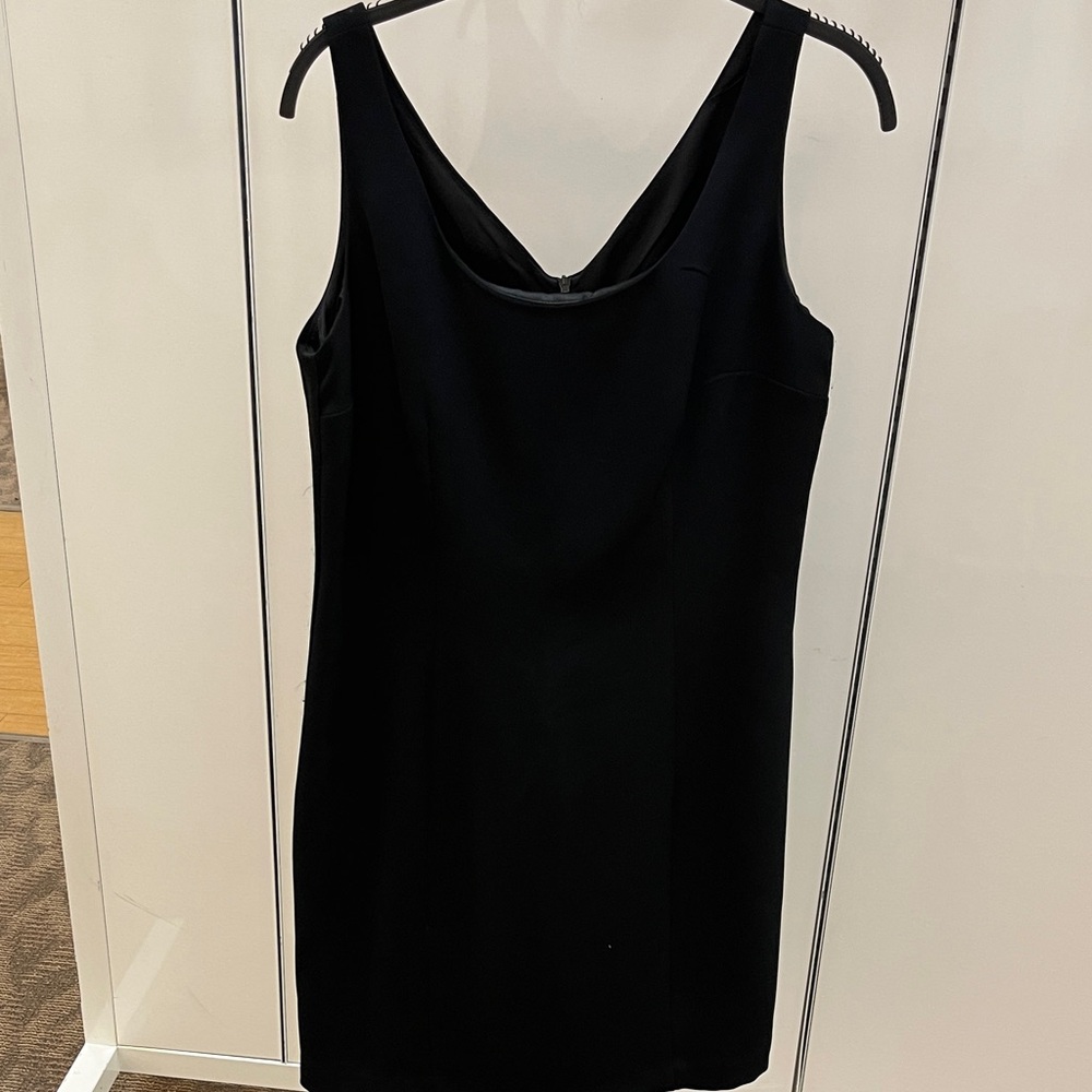 Elegant Black Sleeveless Dress